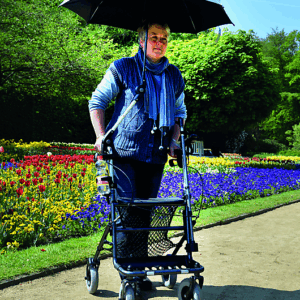 MPB Rollatorschirm komplett mit Halterung Modell 3 Blau refletierender Rand