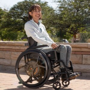 EMPULSE M90 E-Antriebssystem + SOPUR Nitrum Aktivrollstuhl + JAY J3 Rücken + JAY CryoFluid Kissen + Steuerung + Kippschutz