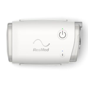 Resmed AirMini AutoSet mobiles Therapiegerät mit Netzteil und Transportbeutel, AirMini APAP und CPAP Reisegerät (ohne Schlauch & ohne Maske) (#11175)